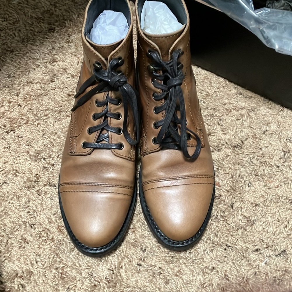 Thursday Women’s Captain (Natural) Sz 8